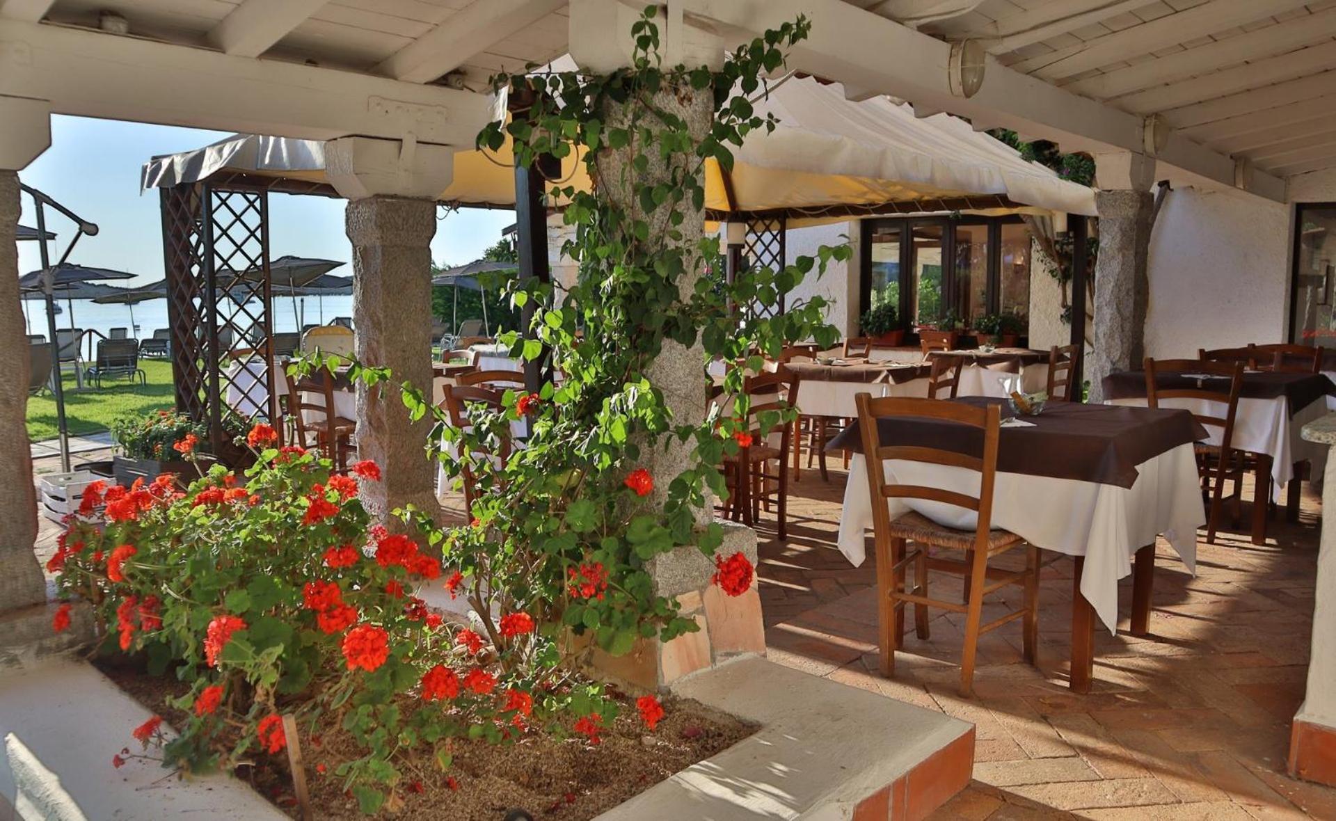 Ihr Hotel San Paolo Porto San Paolo  Luaran gambar