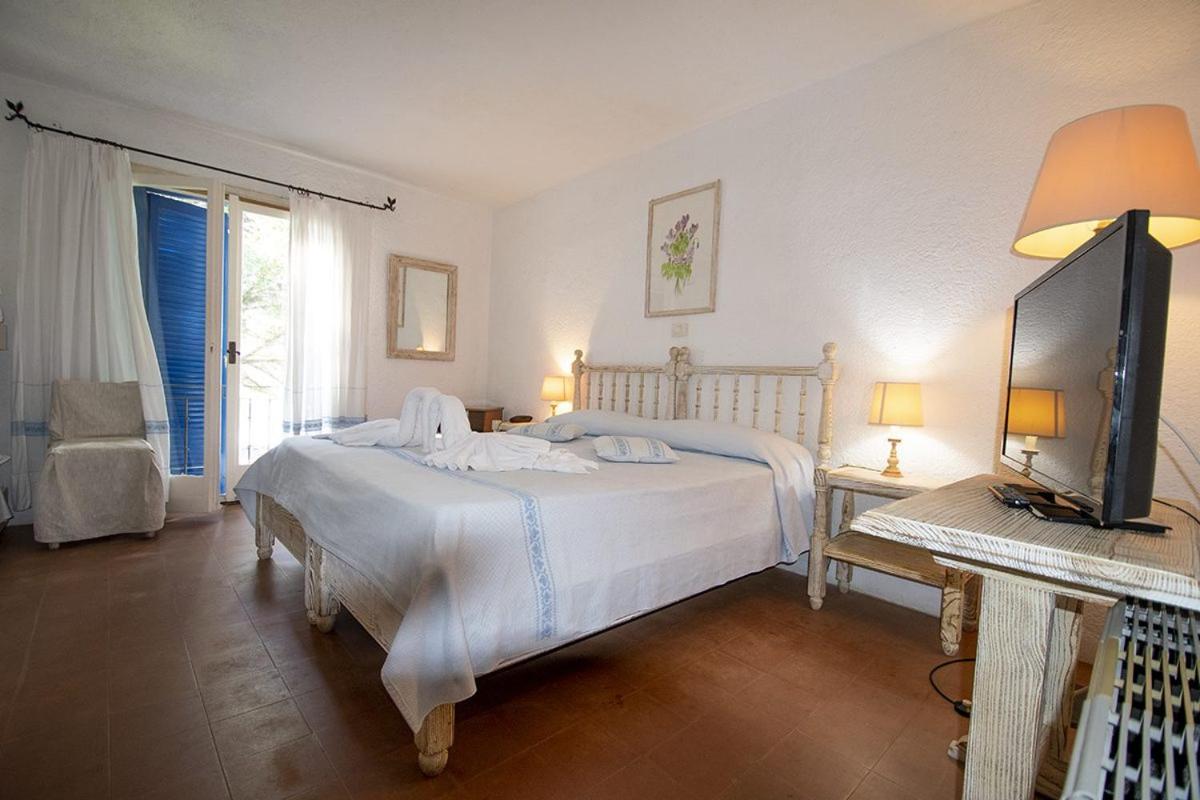 Ihr Hotel San Paolo Porto San Paolo  Luaran gambar