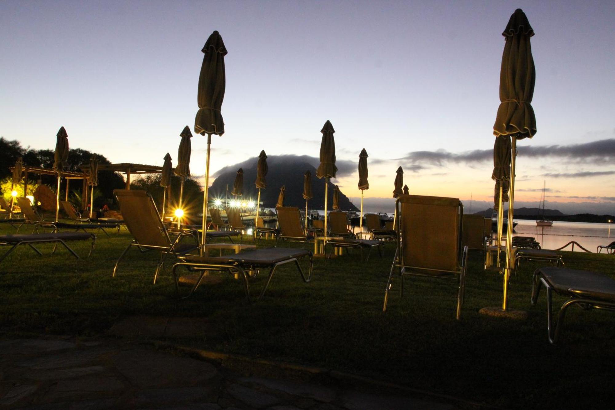 Ihr Hotel San Paolo Porto San Paolo  Luaran gambar