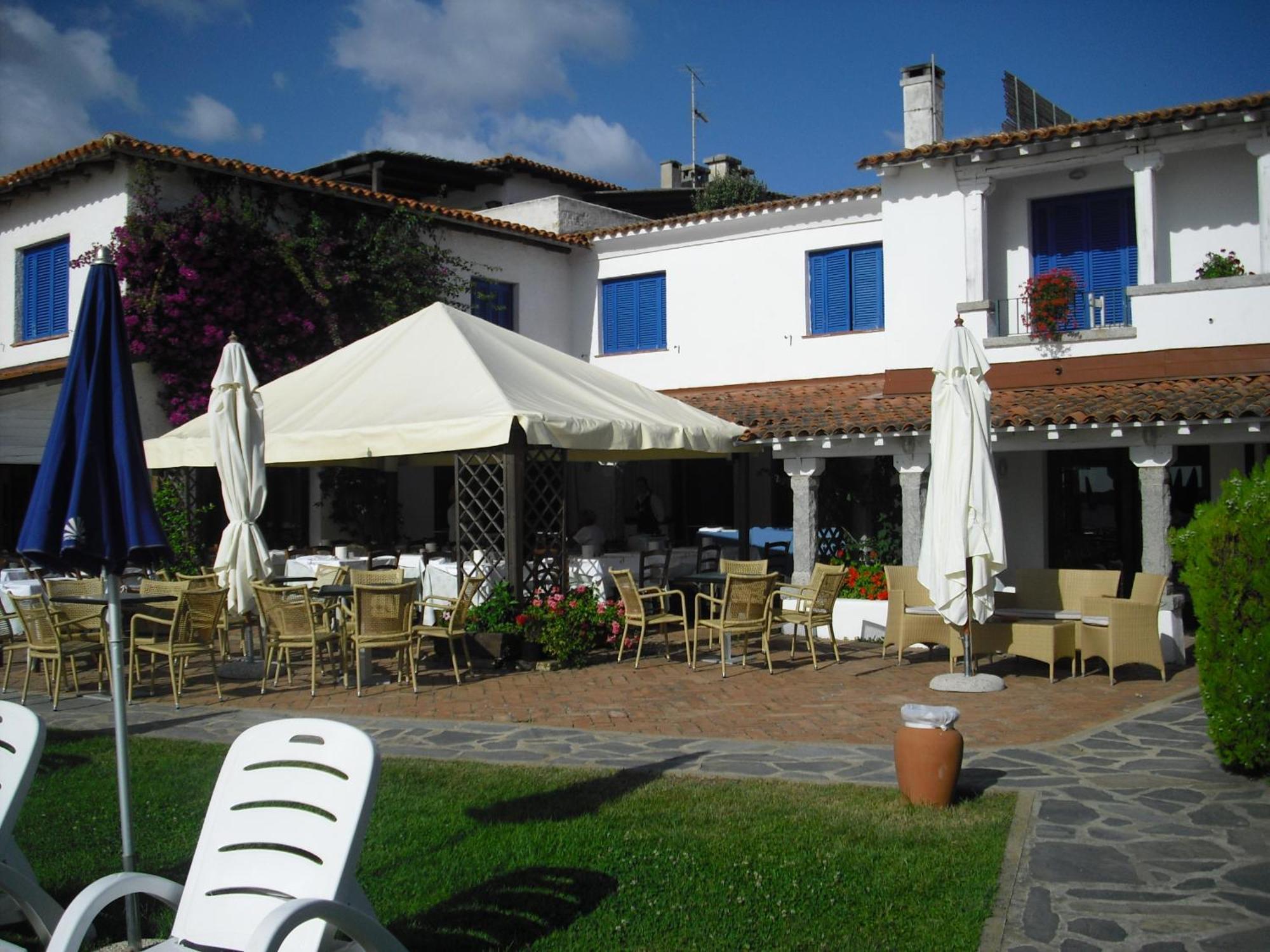 Ihr Hotel San Paolo Porto San Paolo  Luaran gambar