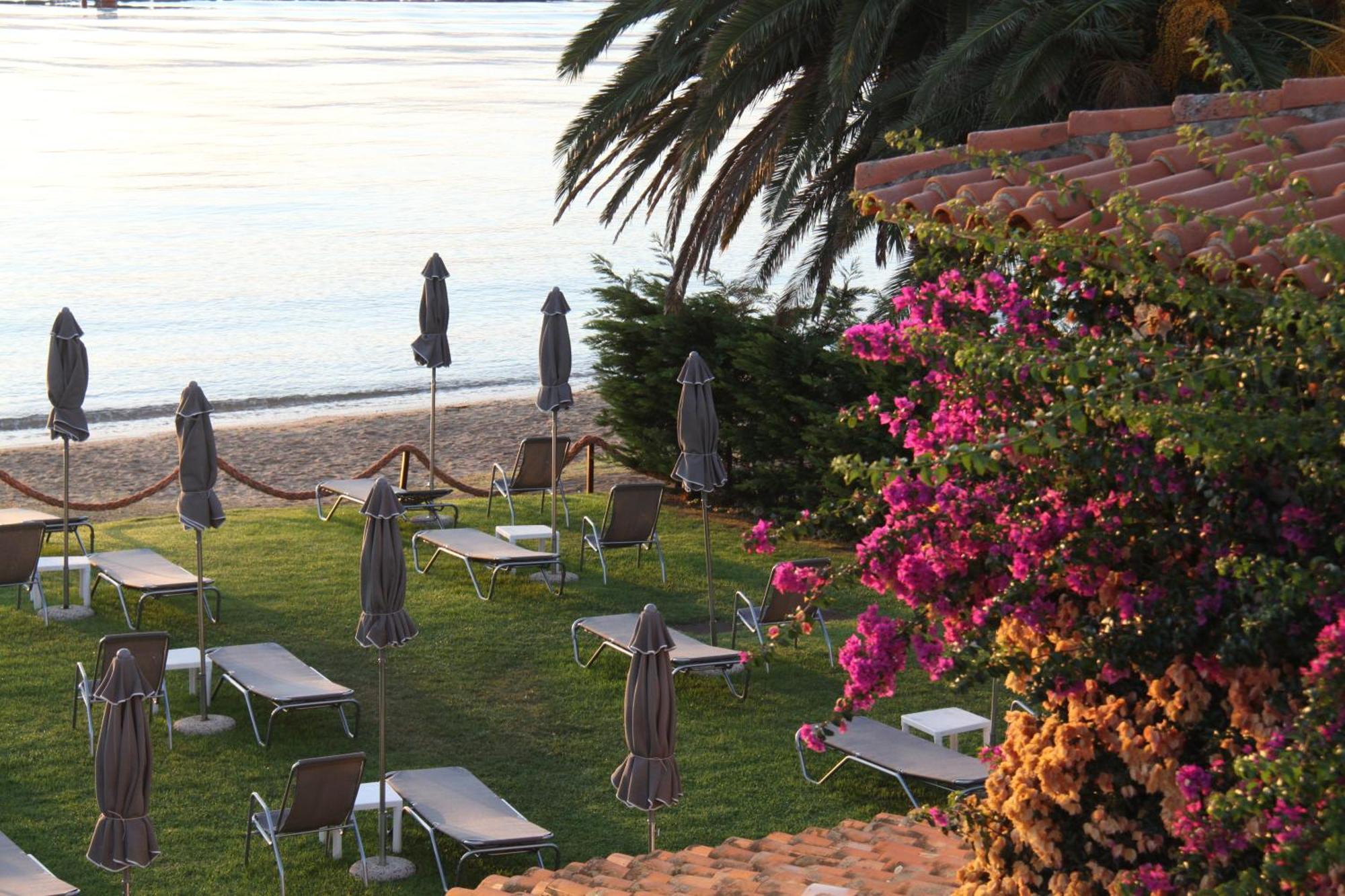Ihr Hotel San Paolo Porto San Paolo  Luaran gambar