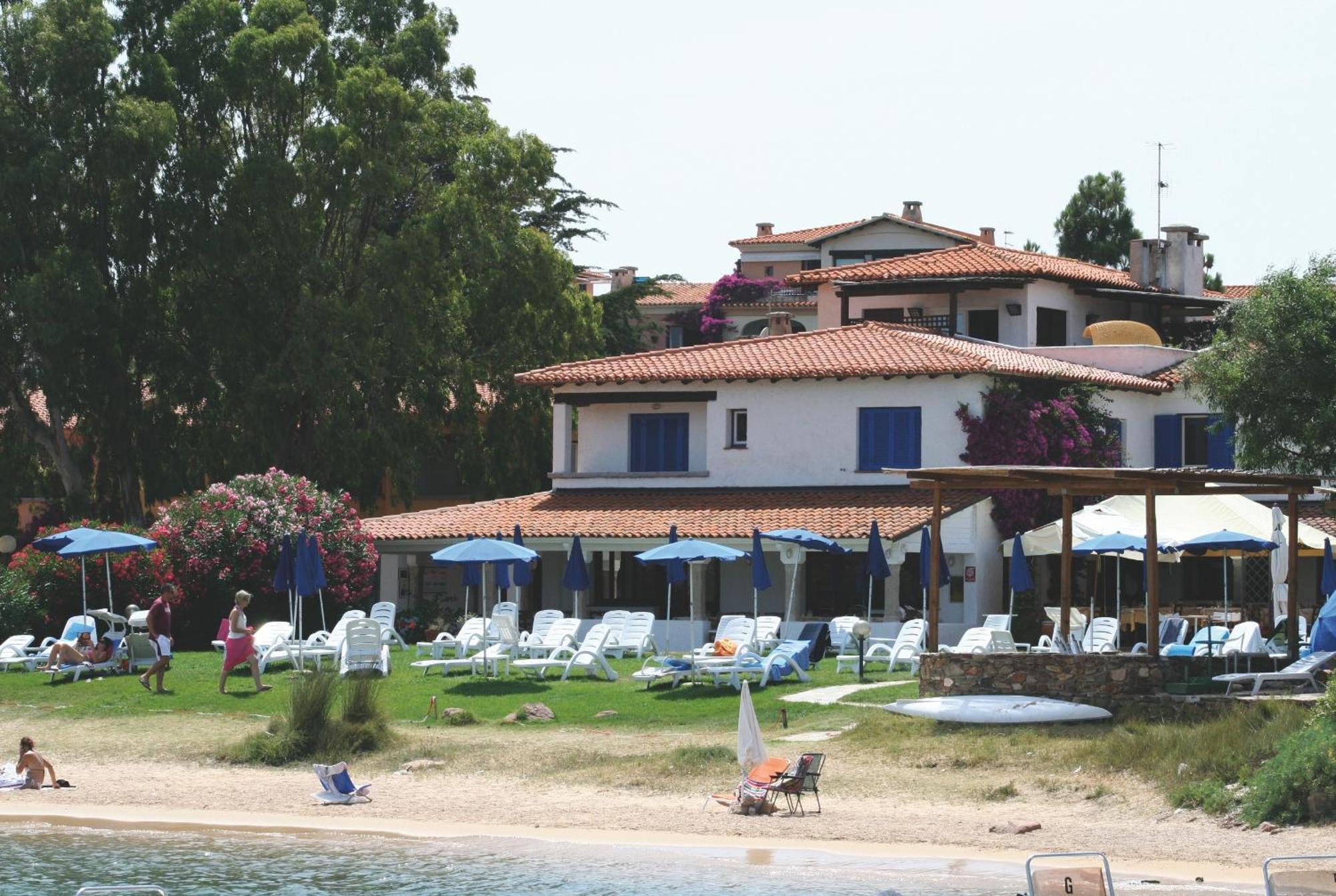 Ihr Hotel San Paolo Porto San Paolo  Luaran gambar